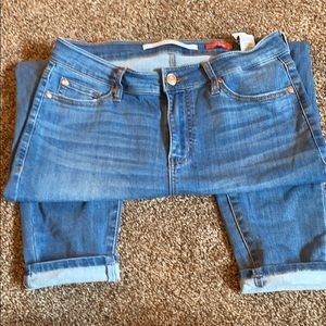 ℂ𝕖𝕝𝕖𝕓𝕣𝕚𝕥𝕪 ℙ𝕚𝕟𝕜 𝕊𝕜𝕚𝕟𝕟𝕪